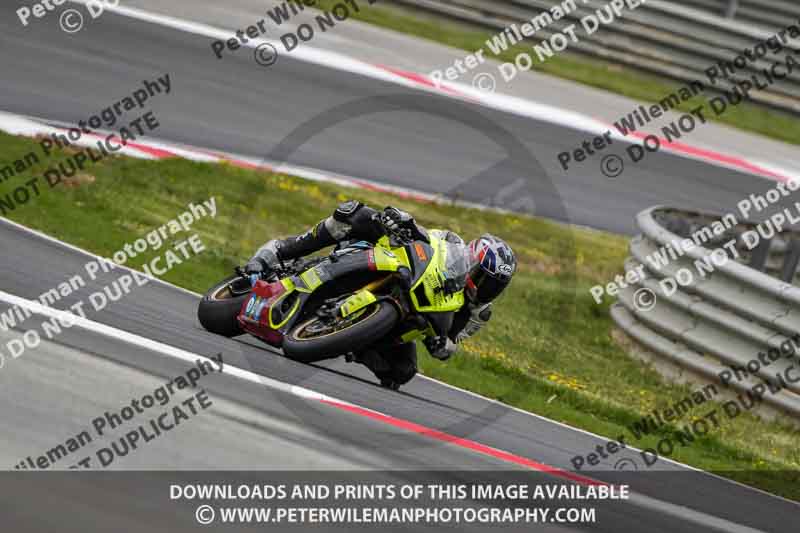 cadwell no limits trackday;cadwell park;cadwell park photographs;cadwell trackday photographs;enduro digital images;event digital images;eventdigitalimages;navarra;no limits trackdays;peter wileman photography;racing digital images;trackday digital images;trackday photos